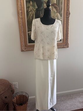 Laurence Kazar Paris New York Vintage Ivory 2PC Beaded Top/Full Length Skirt